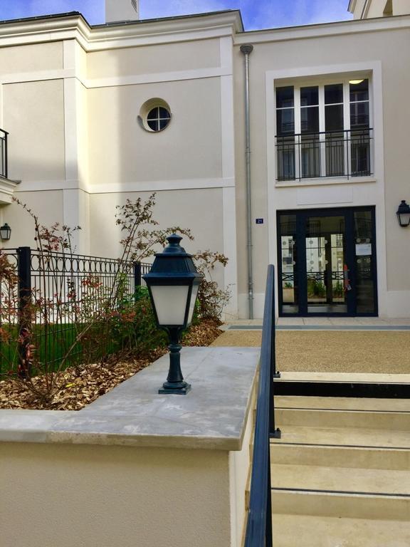 Fantasy By Dream Apartments Serris Bagian luar foto