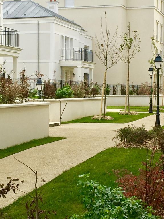 Fantasy By Dream Apartments Serris Bagian luar foto