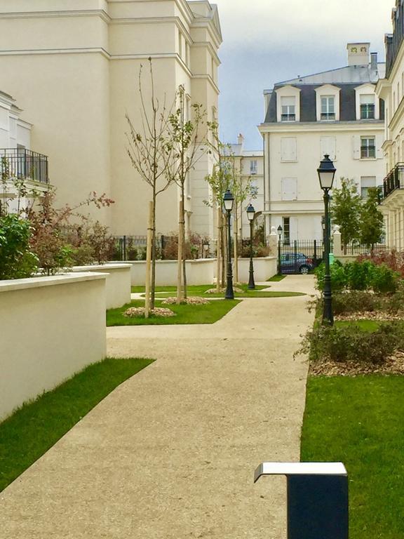Fantasy By Dream Apartments Serris Bagian luar foto